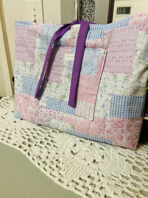 Quilted Tote Bag w/ front pocket