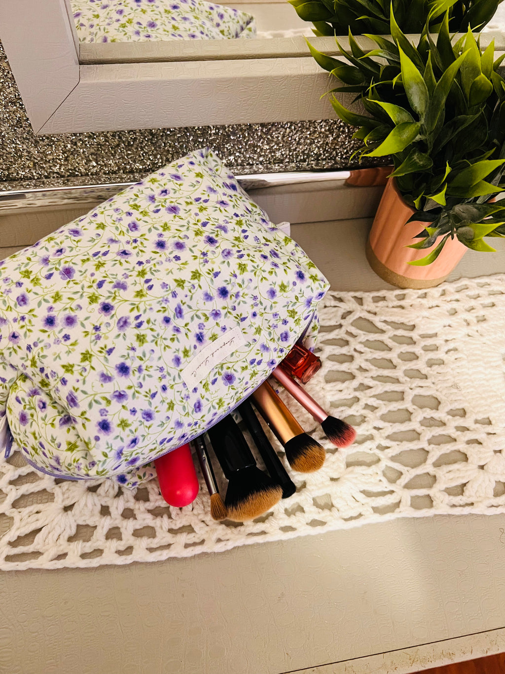 Ditsy Floral Regular Makeup Bag