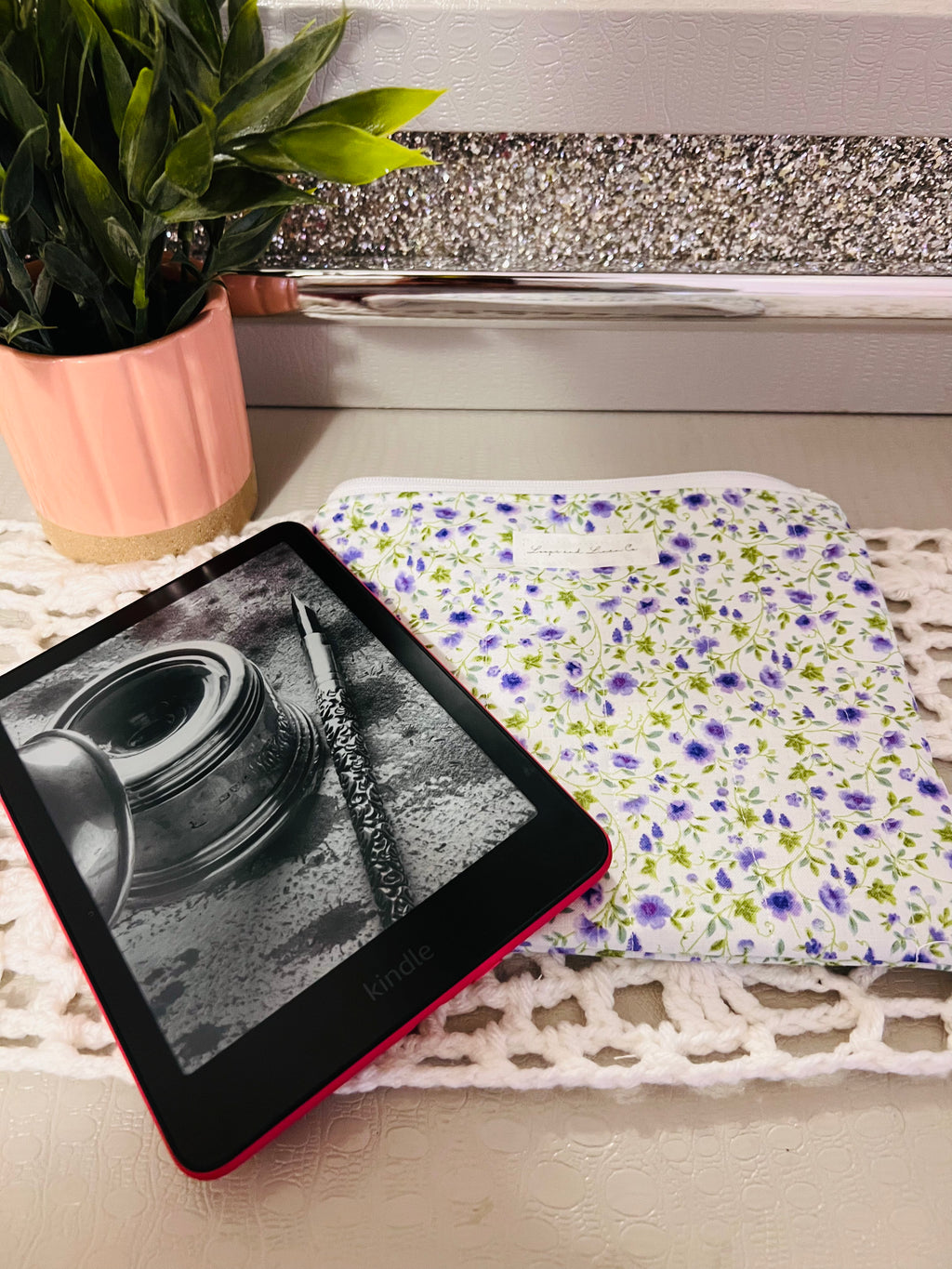 Ditsy Floral Pouch