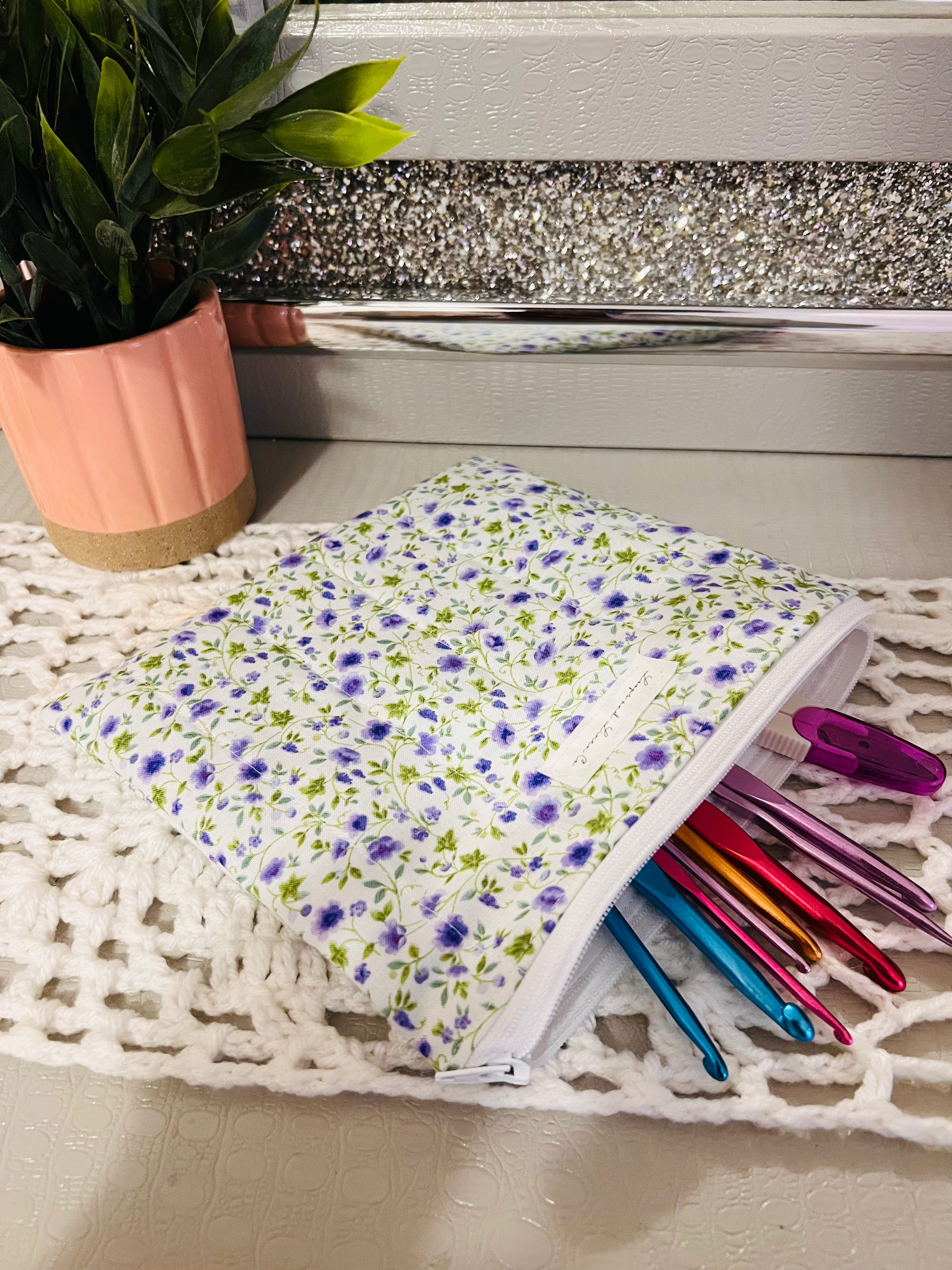 Ditsy Floral Pouch